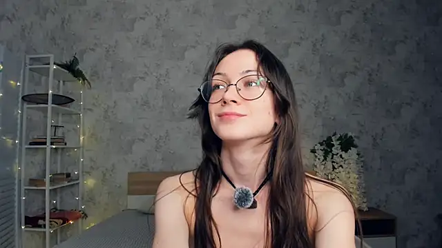 ReneeLippeatt's cam snapshot