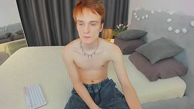 Adam_Youn's cam snapshot