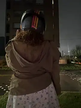 lauraltt's cam snapshot