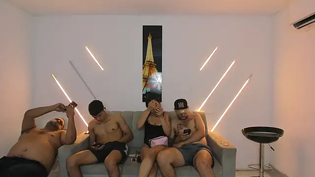 brutal_sex_room2k's cam snapshot