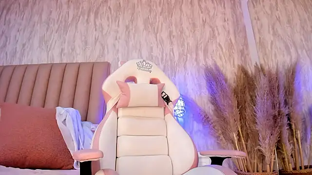 Emely_florence_'s cam snapshot