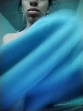 Ariell_Kieran's cam snapshot