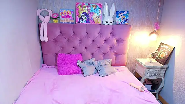 charlottemoonxz's cam snapshot