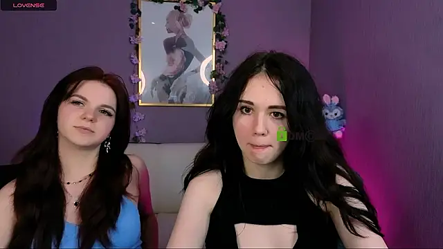 playful_sophie's cam snapshot