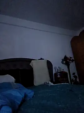 naughty69curls's cam snapshot