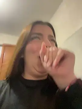 Cloew_Marz's cam snapshot