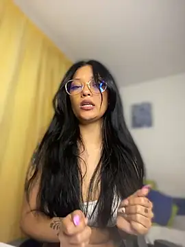 baby_lizy's cam snapshot