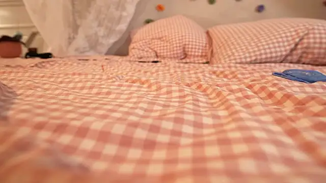 HeyBananas's cam snapshot