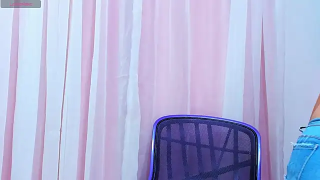 Bianca_slut1's cam snapshot