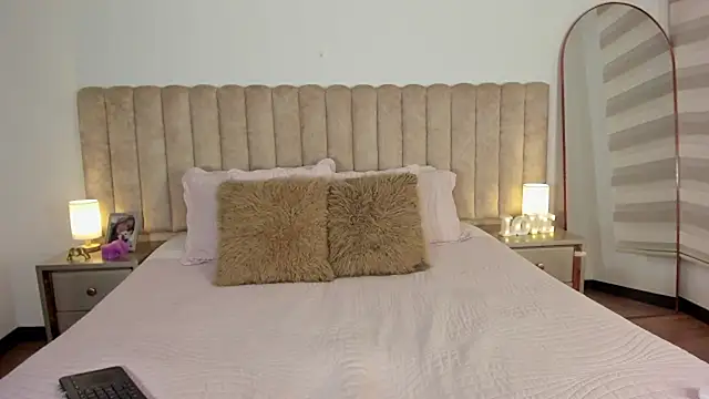 Sophie_Restrepo's cam snapshot