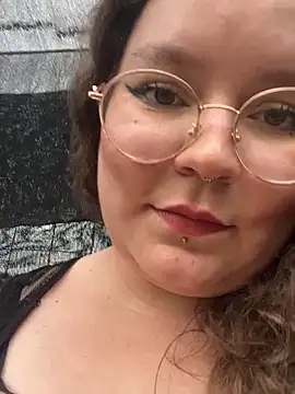 SecsiMoon's cam snapshot