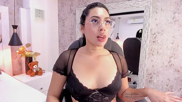 Vanessa_Rain_'s cam snapshot