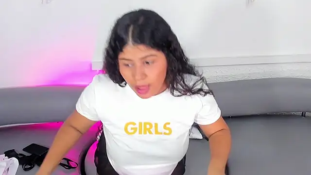 LunaQueen16 live sex cam