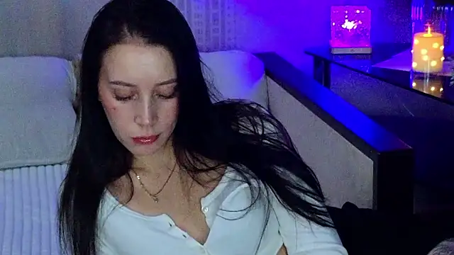 MonicaSweetx's cam snapshot