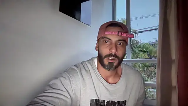 romeolovedark live sex cam