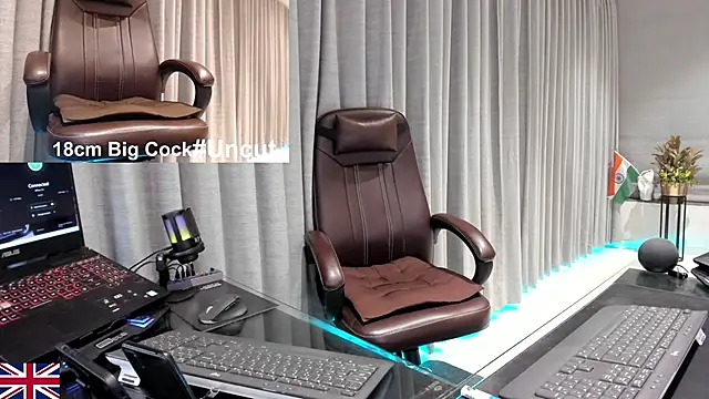 OnlineBossUK live sex cam