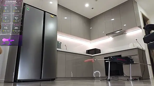 asianqueeny's cam snapshot