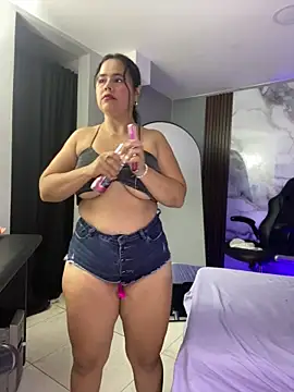 zafina_09's cam snapshot