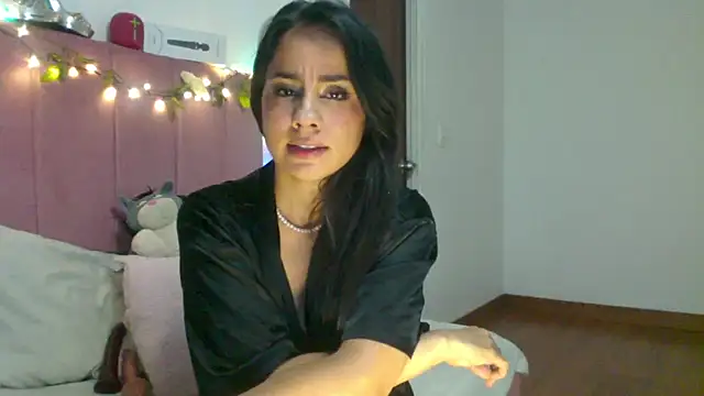 SelinaCatt_'s cam snapshot