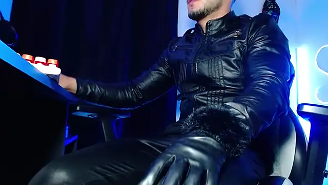 sebastian_horny live sex cam