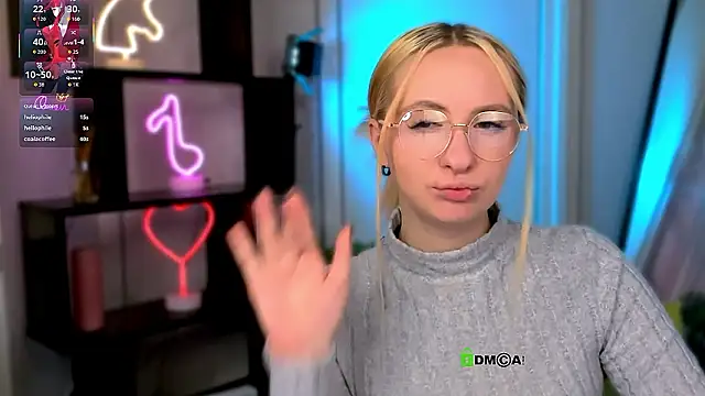 mila_glow1's cam snapshot