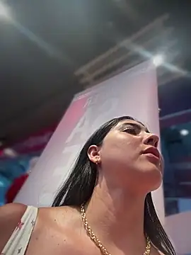 Sofia_Collins-'s cam snapshot