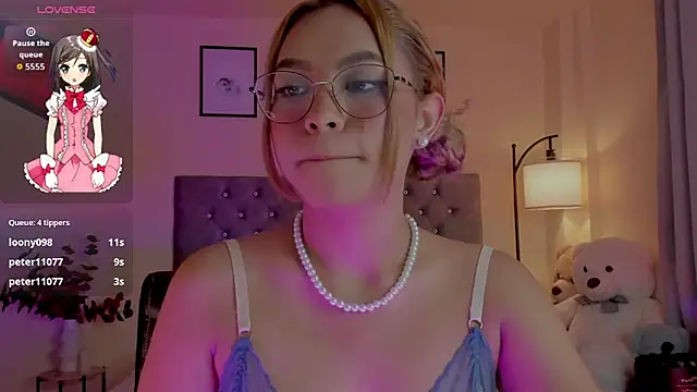 OxanaFedorova1-'s cam snapshot