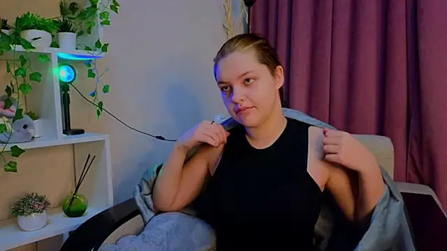 BevHanni's cam snapshot