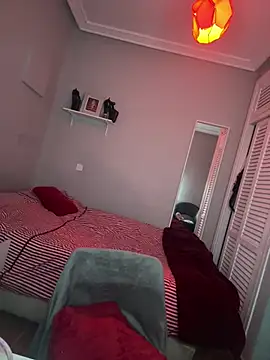 Crystal_________ live sex cam