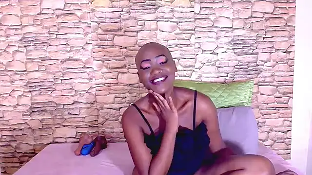 EbonyOlive69 live sex cam