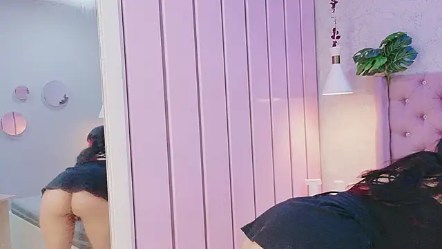 EllieNeptune_'s cam snapshot