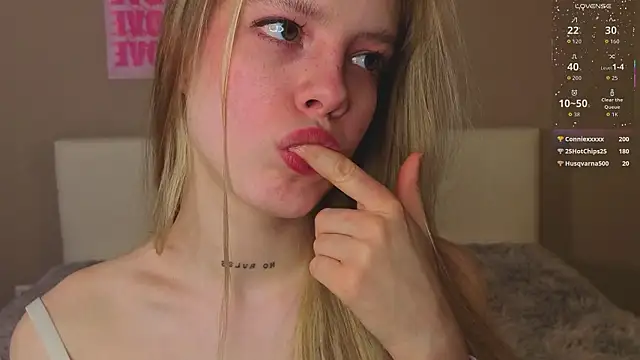 TiffinyMergist's cam snapshot