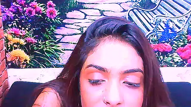 IndianPretty14u2Luv's cam snapshot