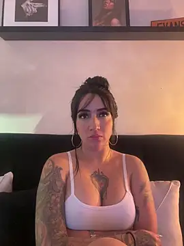 EmmyEvans1's cam snapshot