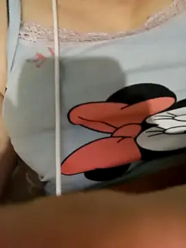 Rouzalinda_1's cam snapshot