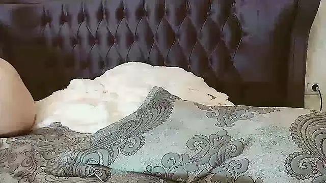 Olesya's cam snapshot