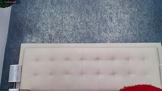 Cloeandtyfanny's cam snapshot