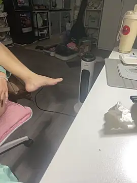 Mina048's cam snapshot