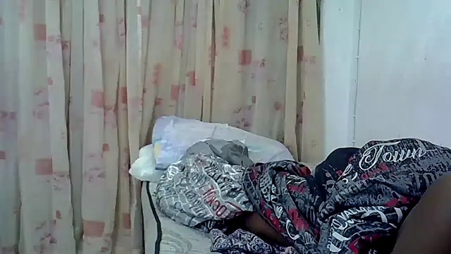 Darkdindy8's cam snapshot