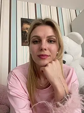 My_Hotgirl's cam snapshot