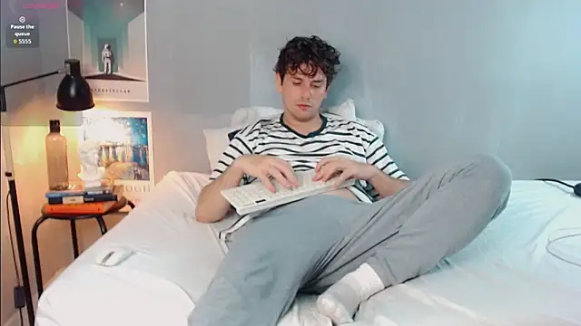 Elio555's cam snapshot