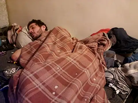 Savzybiggape's cam snapshot