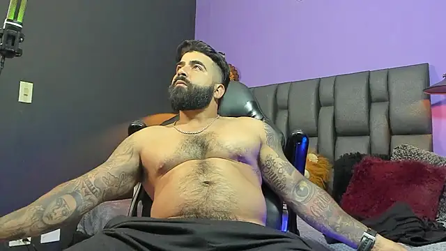 Lyon_vach live sex cam