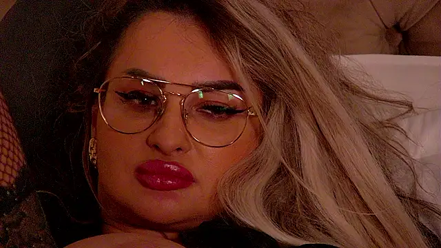 Denisse_Perry's cam snapshot