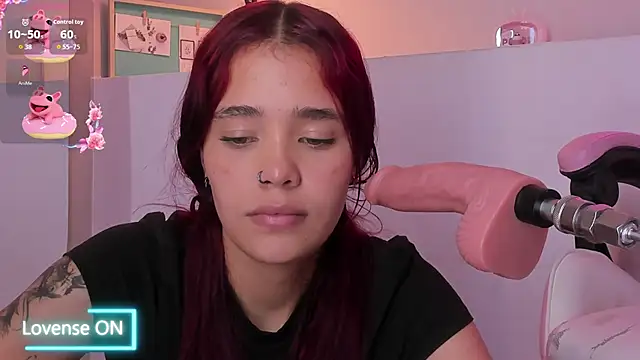 violeth_hill's cam snapshot