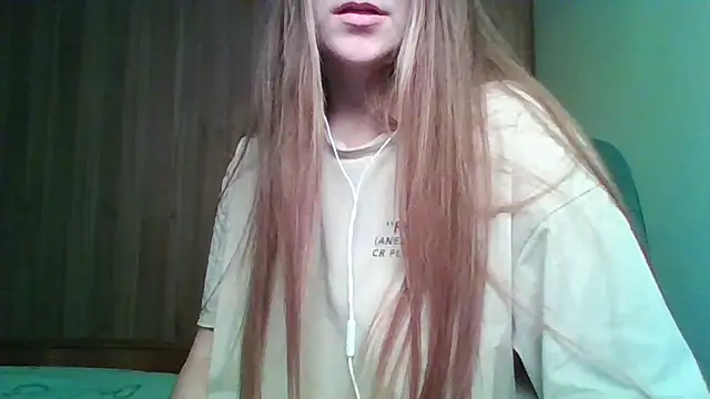 Evasapples's cam snapshot