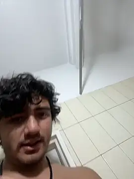 lauraltt's cam snapshot