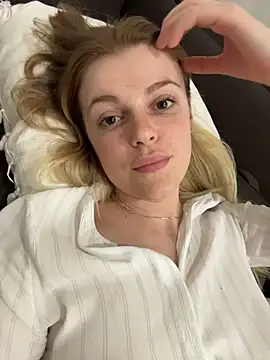 HarrietDart's cam snapshot