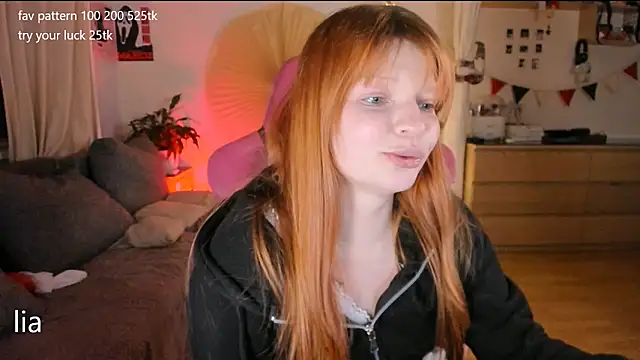 lil_lia's cam snapshot