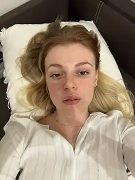 HarrietDart's cam snapshot